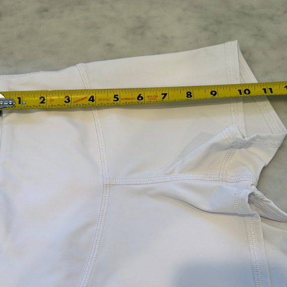 Tiger Friday White Shorts Size Child XL - Picture 6 of 6